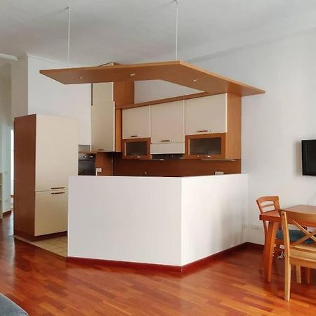 Porta Romana District Suite Milan Bagian luar foto